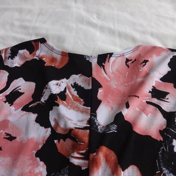 Adele & May size L sleeveless v neck top with sheer overlay, poly & spandex  VGC - Picture 5 of 15